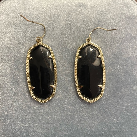 Kendra Scott Elle Drop Earrings - Picture 2 of 3